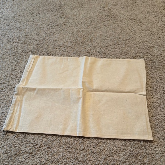 Brand New/Never Worn Tory Burch size 8 Black Ankle Boots with Gold Accent. - Picture 9 of 9